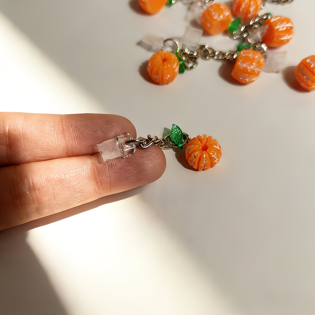 Unique Tech Accessories - 1pcs Cute and Practical Orange Fruit