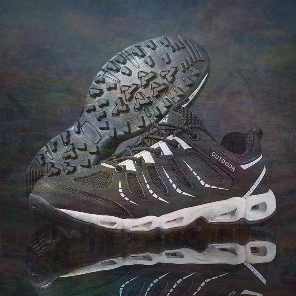 Sumer Round Tip Silver Sneaker - Tech Accessories Brands ulasan dan harga